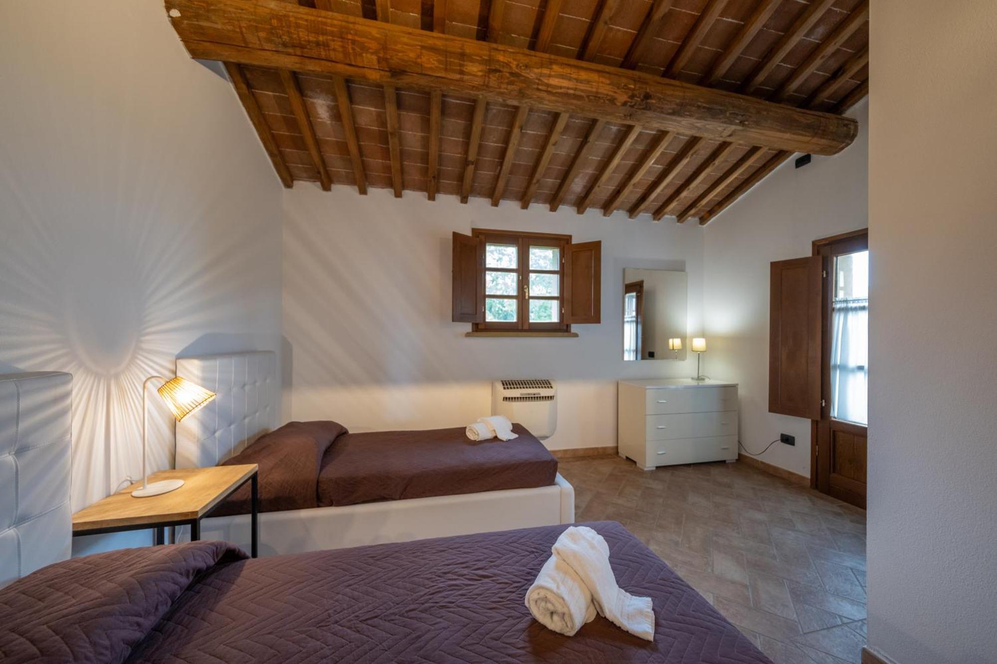 San Ruffino Apartments Lari Exterior foto